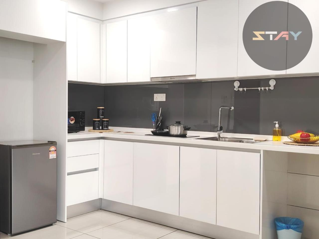 Almas Cozy Studio Escape Netflix 100Mbps Bystay Nusajaya  Bagian luar foto